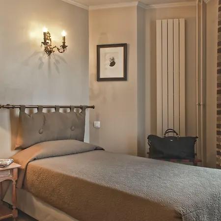 Albe Bastille 3* París