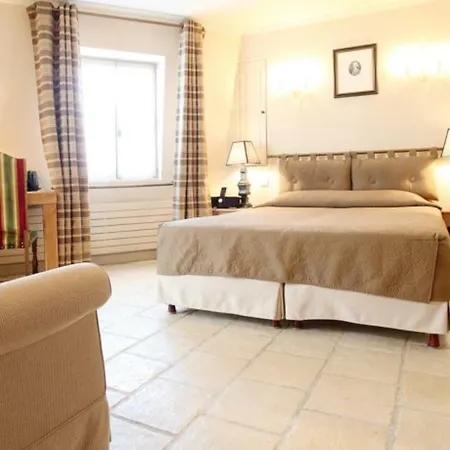 Albe Bastille Hotel 3*