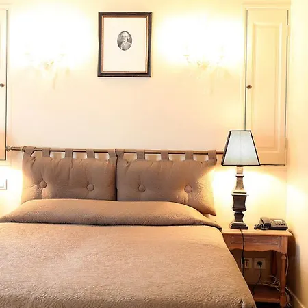 Hotel Albe Bastille 3*
