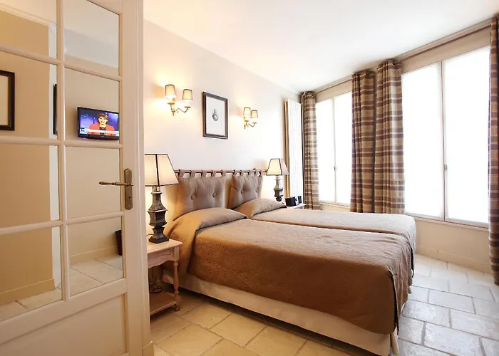 Albe Bastille Hotel 3*