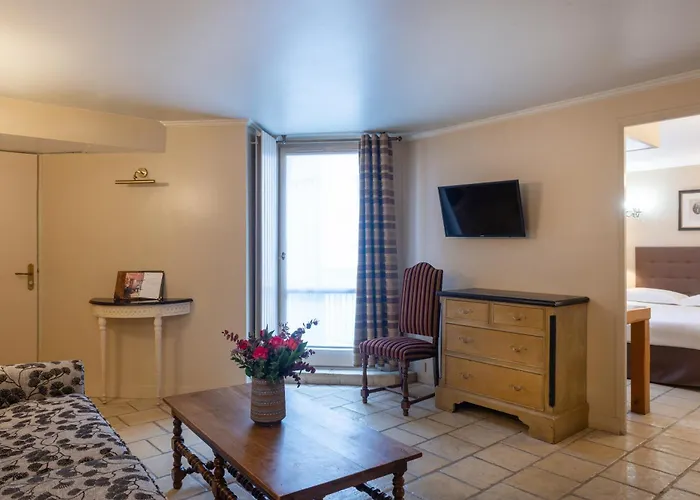 Hotel Albe Bastille 3*