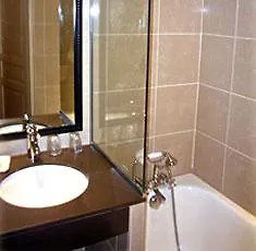 Hotel Albe Bastille 3*