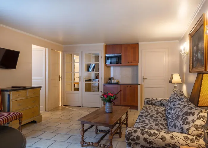 Albe Bastille 3* פריז