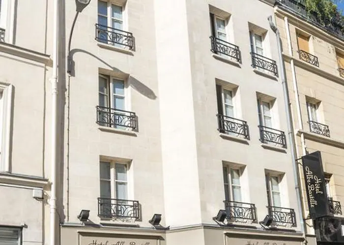 Albe Bastille 3*